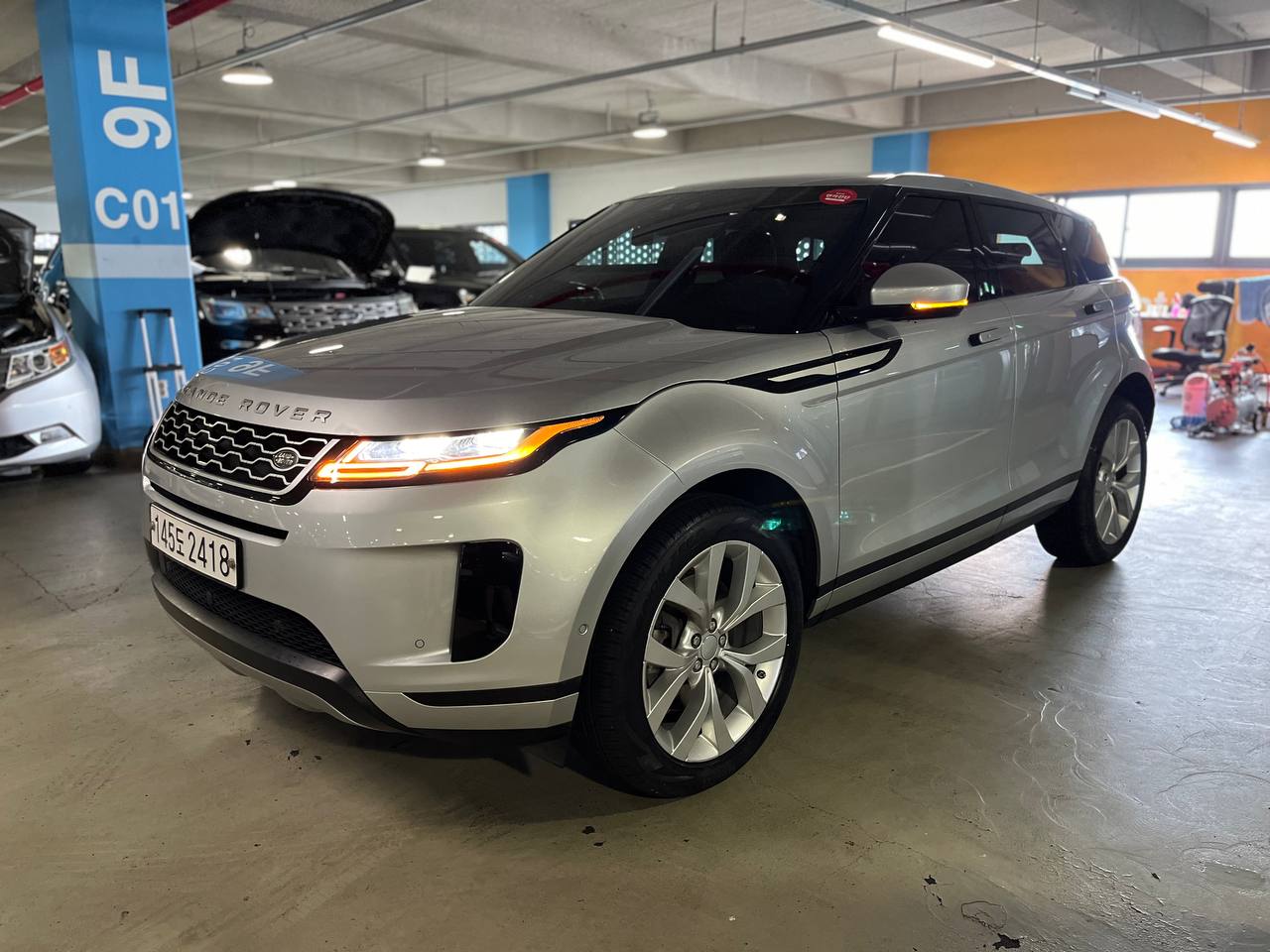 Range Rover Evoque 2nd gen D180 SE