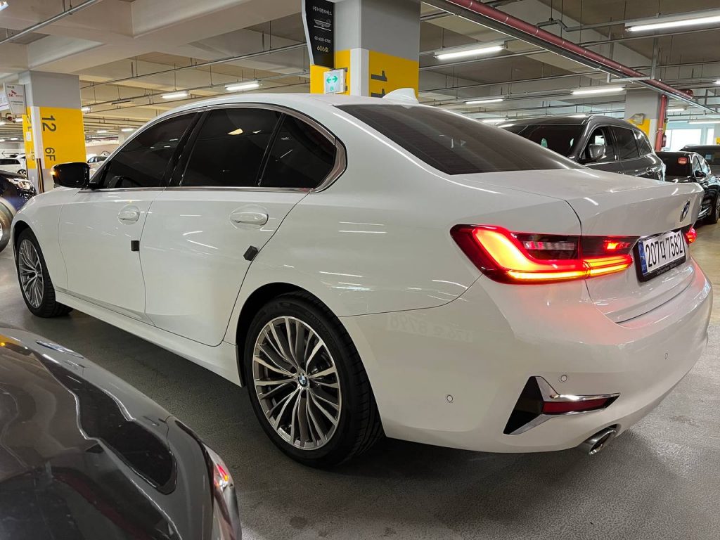 BMW 3 (G20) 320i Luxury