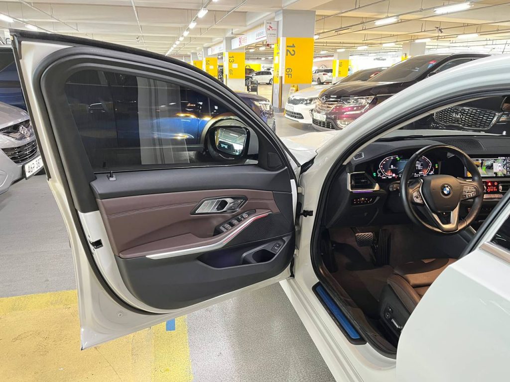 BMW 3 (G20) 320i Luxury