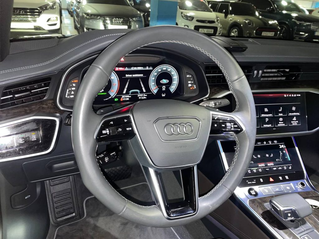 Audi A7 (4K) 55 TFSI Quattro Premium