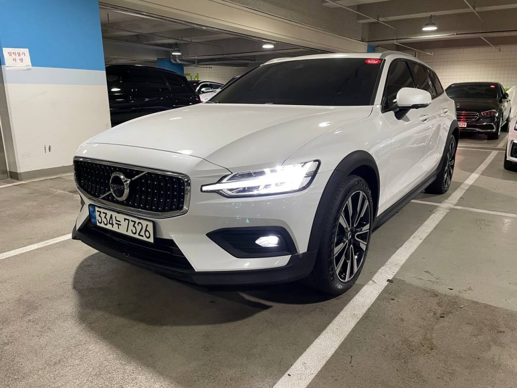 Volvo V60 Cross Country B5 Pro AWD
