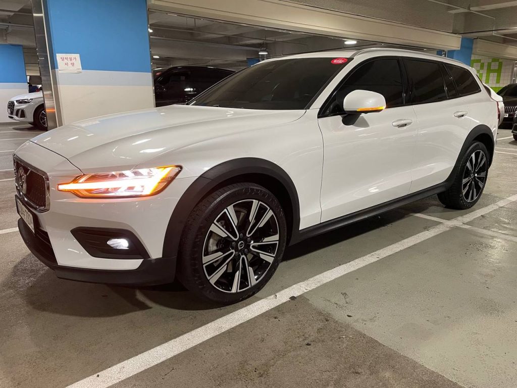 Volvo V60 Cross Country B5 Pro AWD