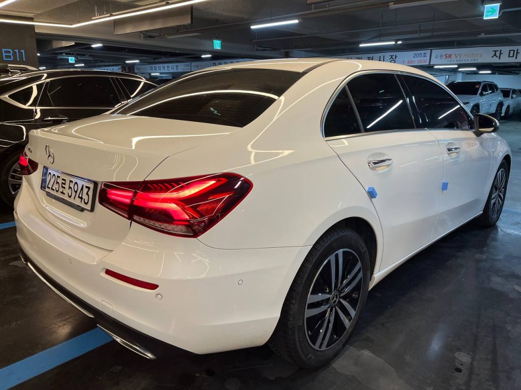 Mercedes-Benz A-class W176 A220 Sedan