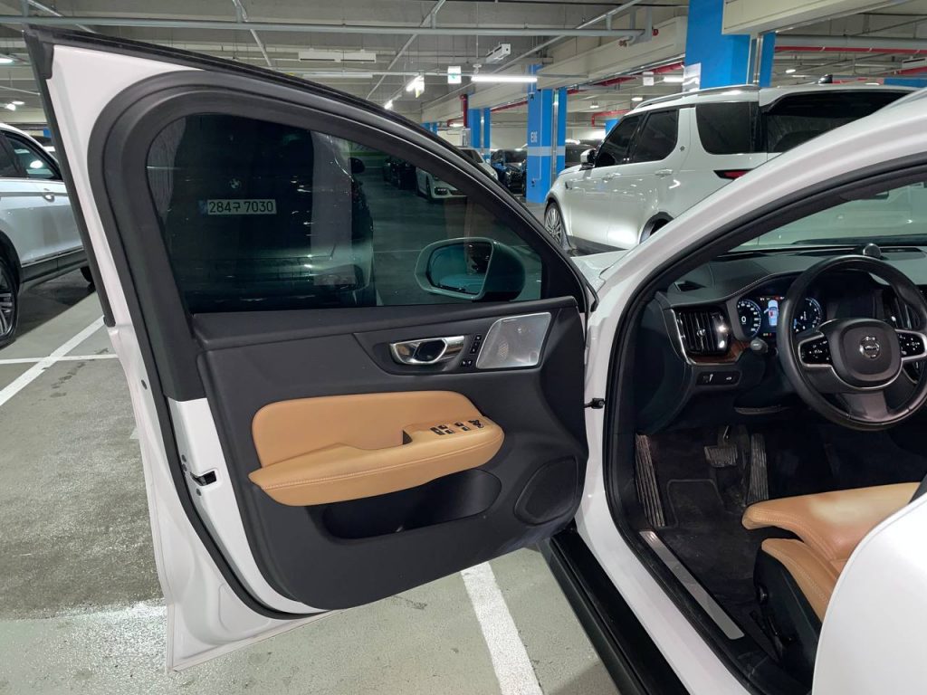 Volvo V60 Cross Country B5 Pro AWD