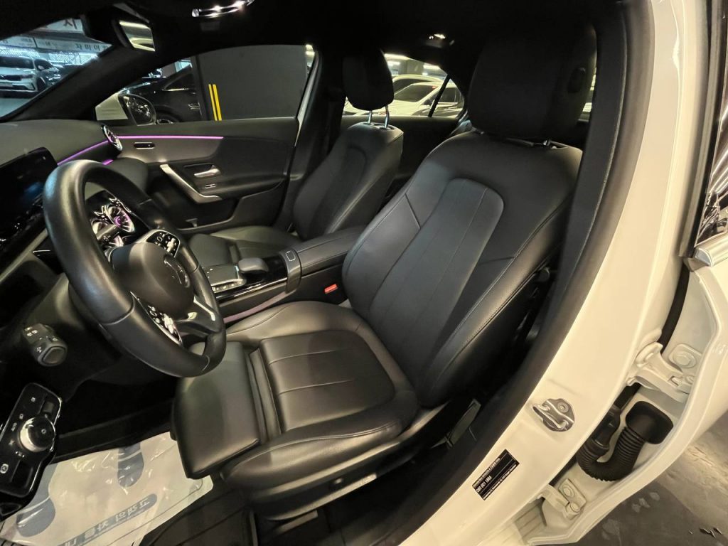 Mercedes-Benz A-class W176 A220 Sedan