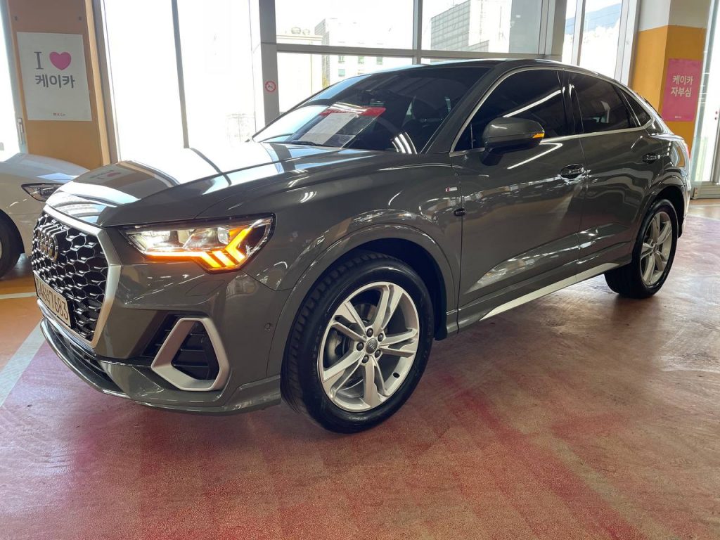 Audi Q3 (F3) 35 TDI Premium Sportback