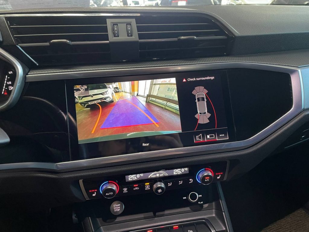 Audi Q3 (F3) 35 TDI Premium Sportback