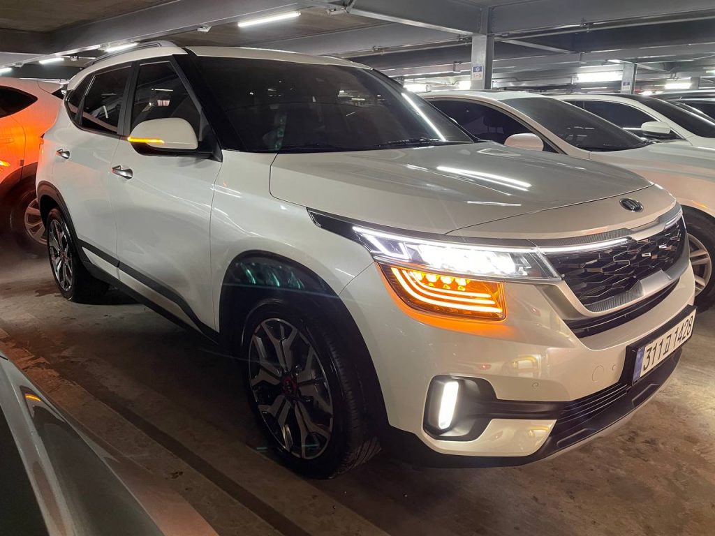 Kia Seltos 1.6T/4WD Signature
