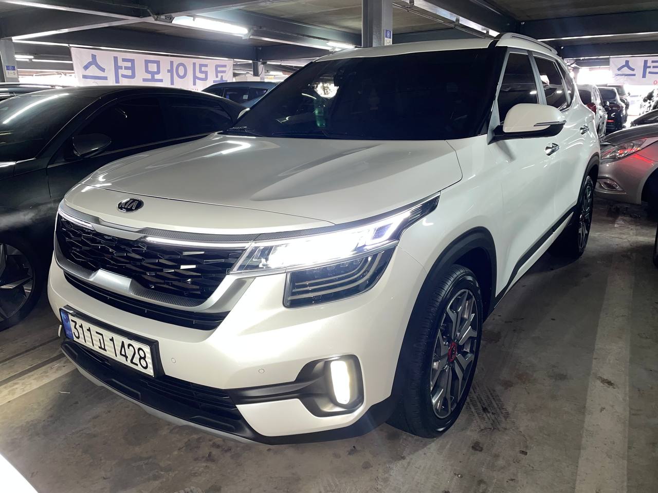 Kia Seltos 1.6T/4WD Signature