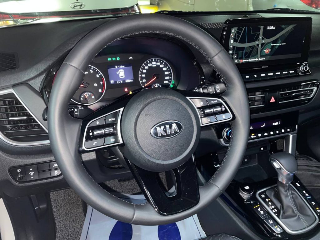 Kia Seltos 1.6T/4WD Signature