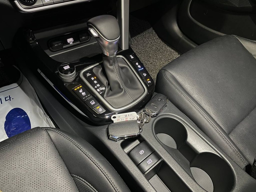 Kia Seltos 1.6T/4WD Signature