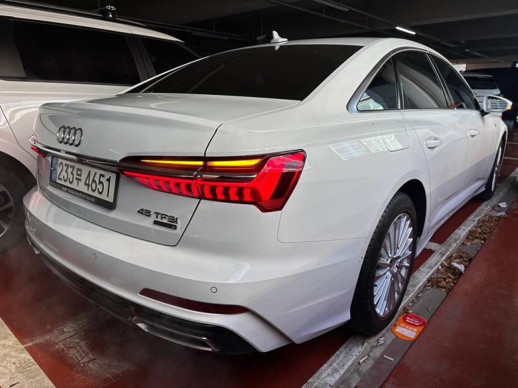 Audi A6 (C8) 45 TFSI Quattro Premium