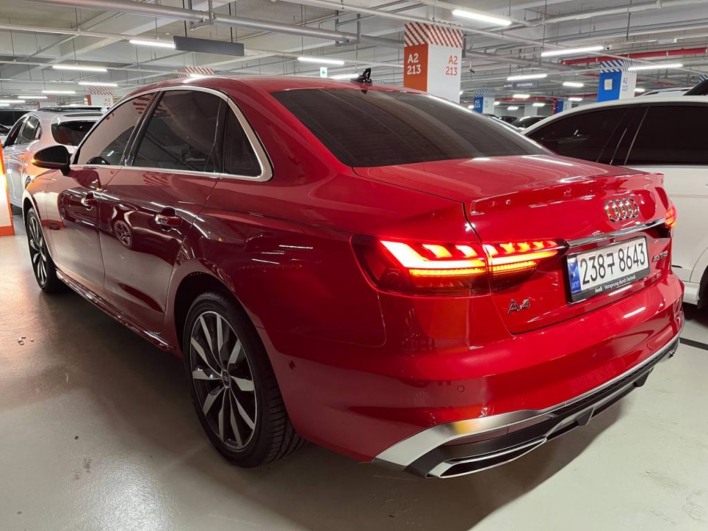Audi A4 (B9) 40 TFSI Premium