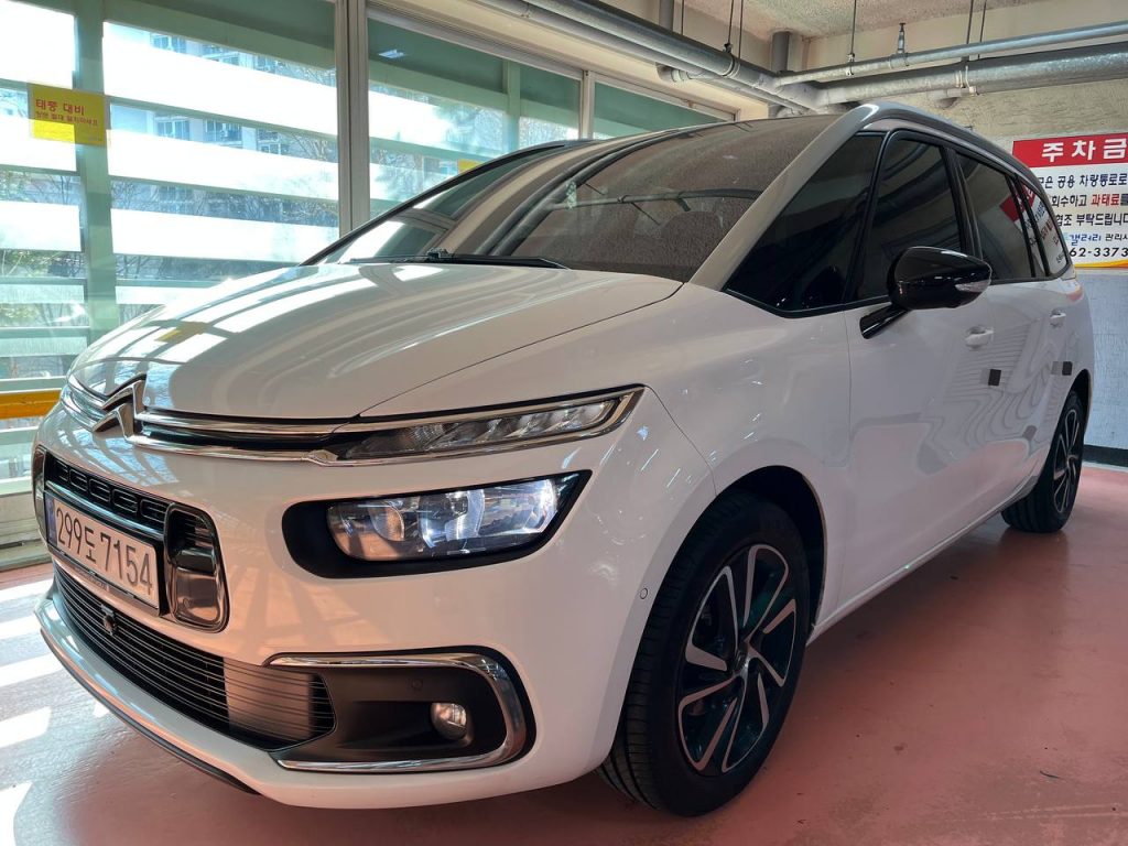 Citroen C4 SpaseTourer 1.5 BlueHDi Shine