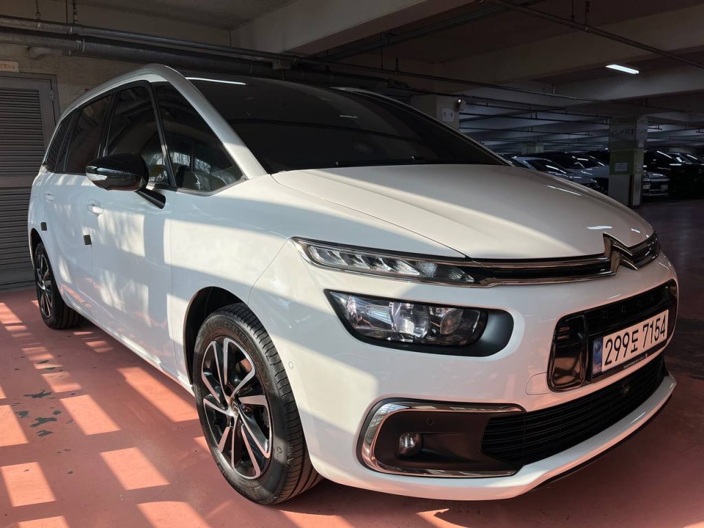 Citroen C4 SpaseTourer 1.5 BlueHDi Shine