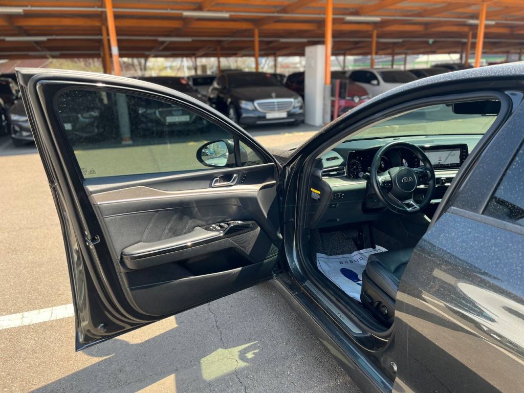 Kia K5 3gen 1.6 Prestige