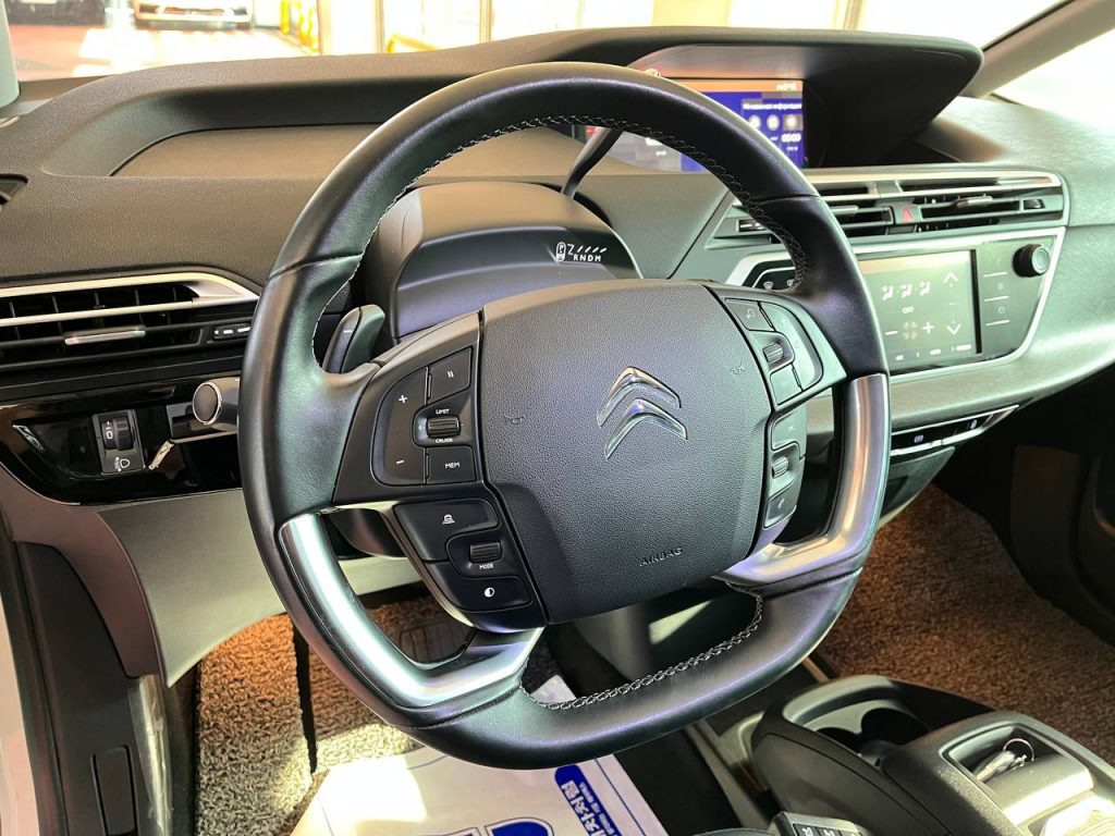 Citroen C4 SpaseTourer 1.5 BlueHDi Shine