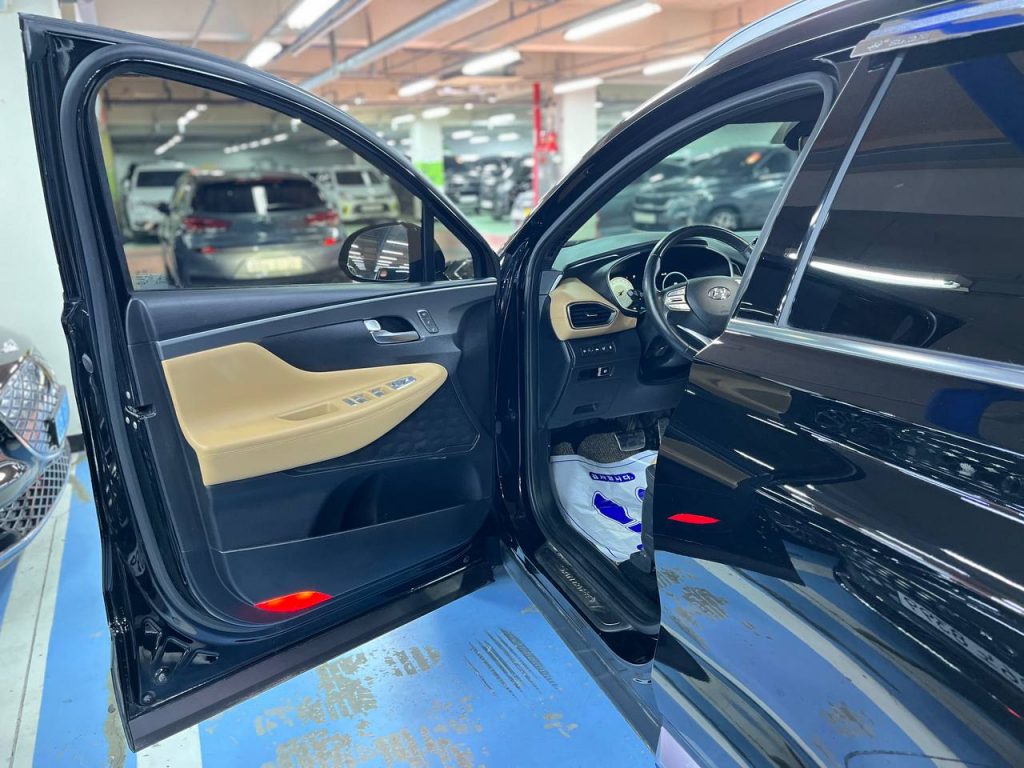 Hyundai The New Santafe 2.2/4WD Calligraphy