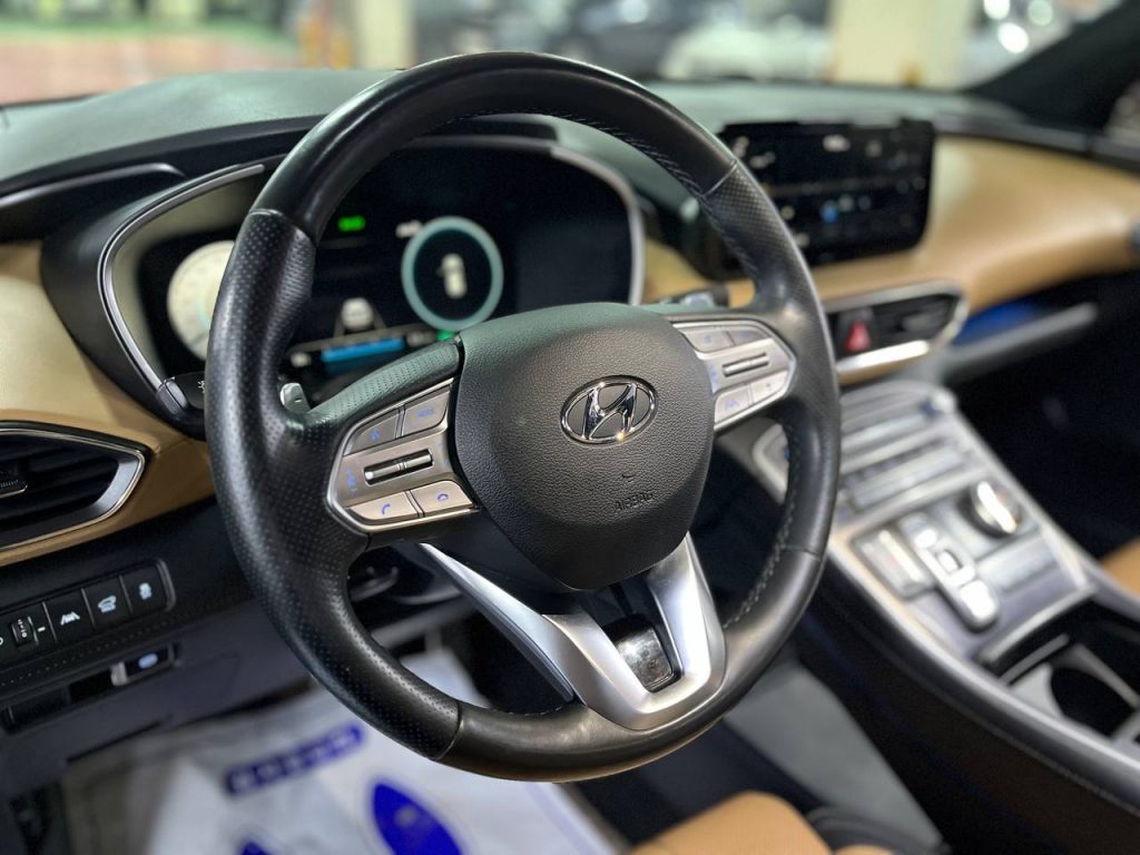 Hyundai The New Santafe 2.2/4WD Calligraphy