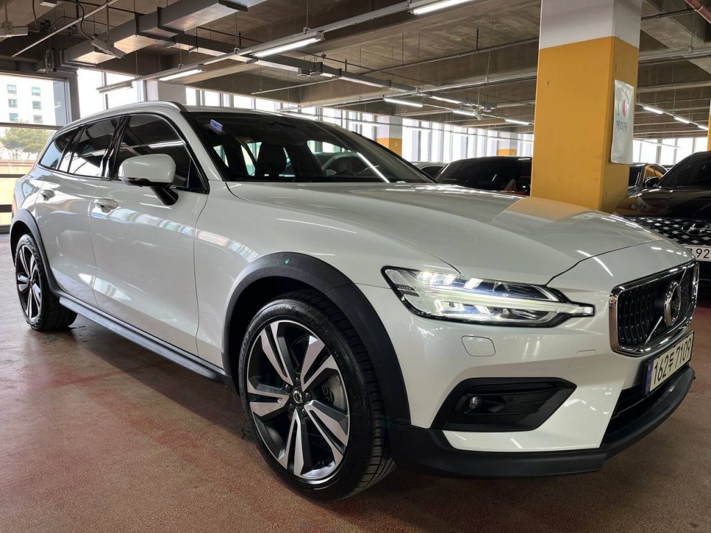 Volvo V60 Cross Country B5 Pro AWD