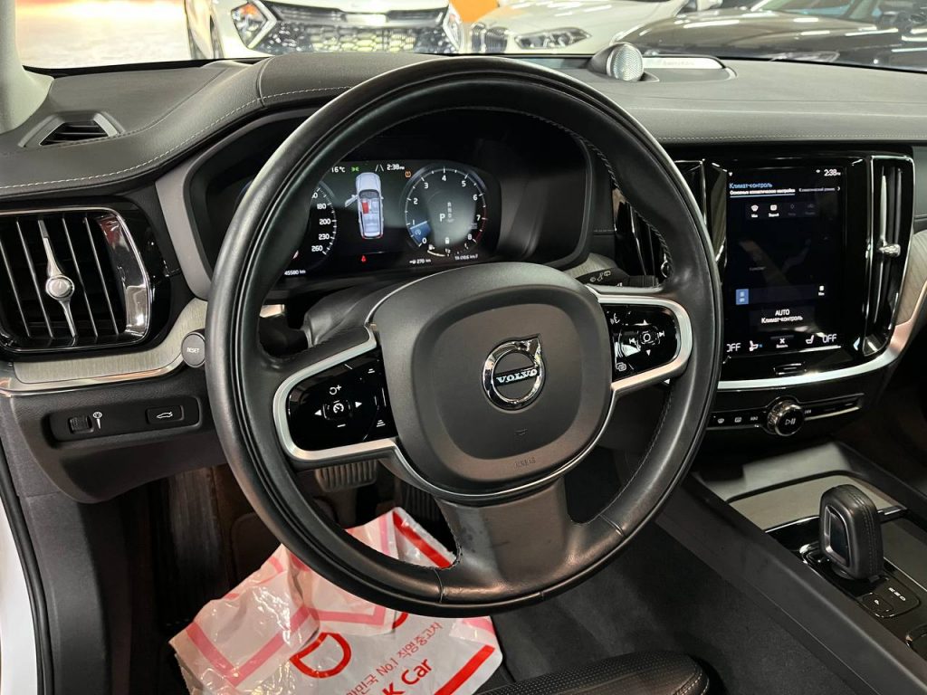 Volvo V60 Cross Country B5 Pro AWD