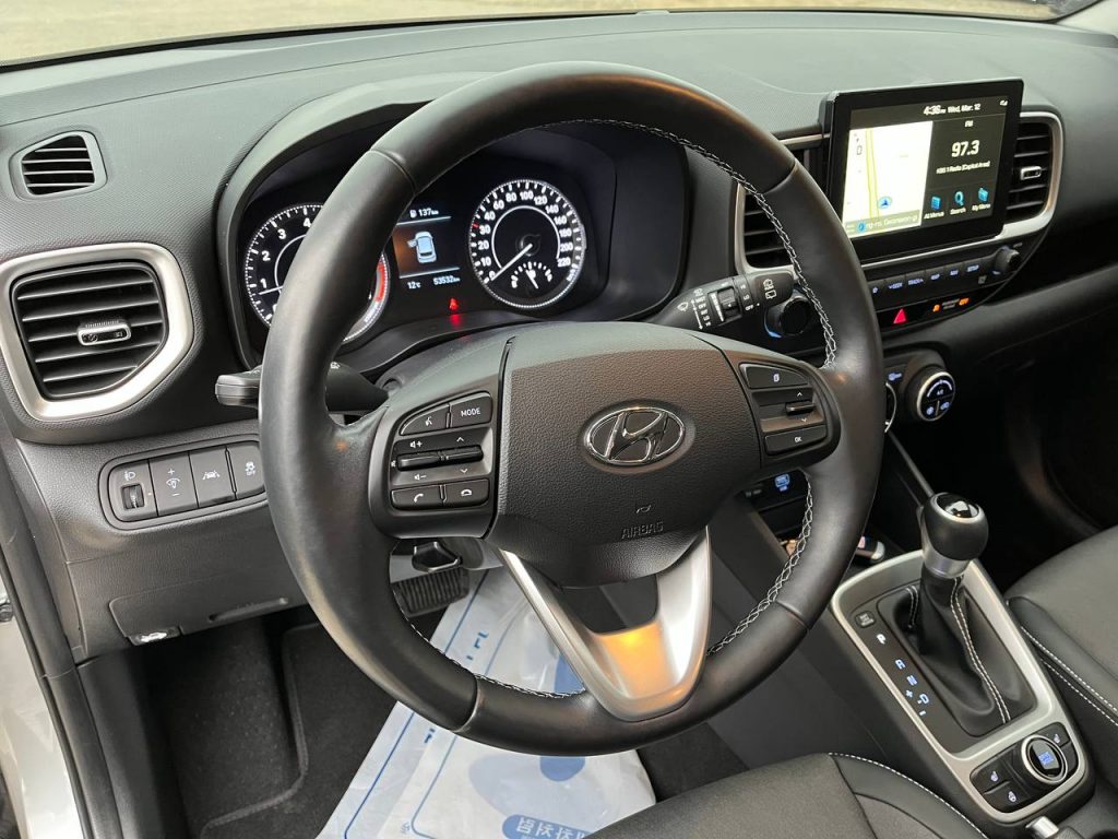 Hyundai Venue 1.6 Modern
