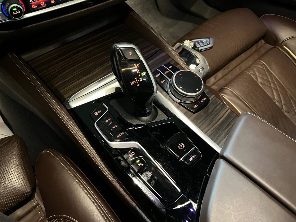 BMW 5 Series (G30) 530e M sport