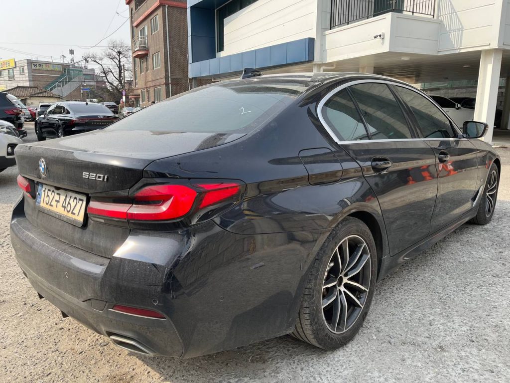 BMW 5 Series (G30) 520i M Sport