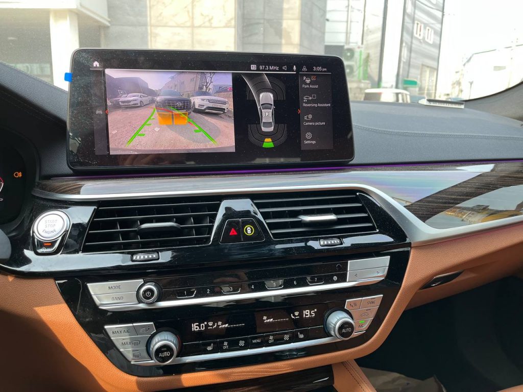 BMW 5 Series (G30) 520i M Sport