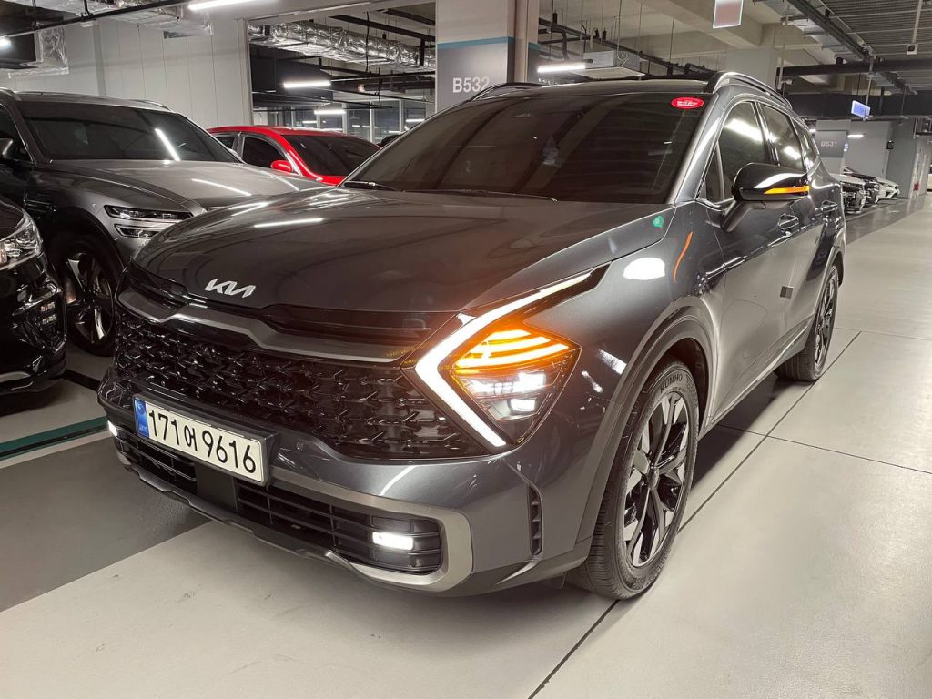 Kia Sportage 5gen. 1.6T/2WD Signature Gravity