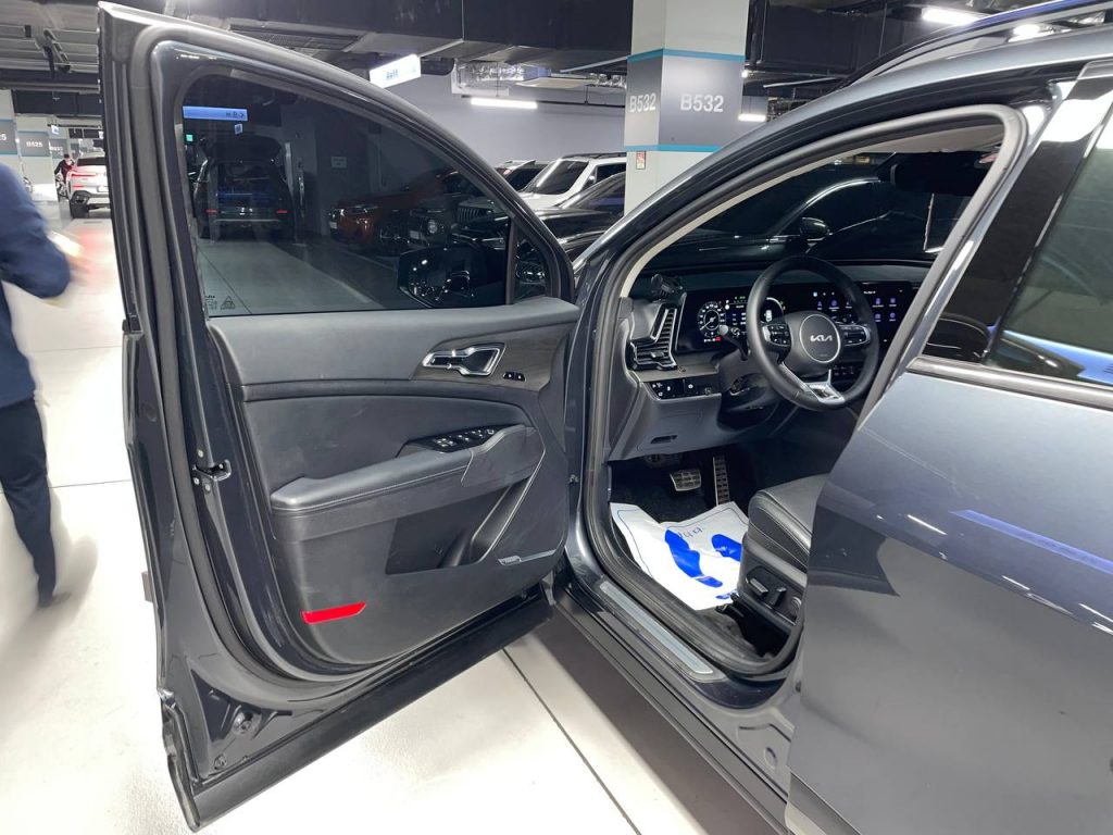 Kia Sportage 5gen. 1.6T/2WD Signature Gravity