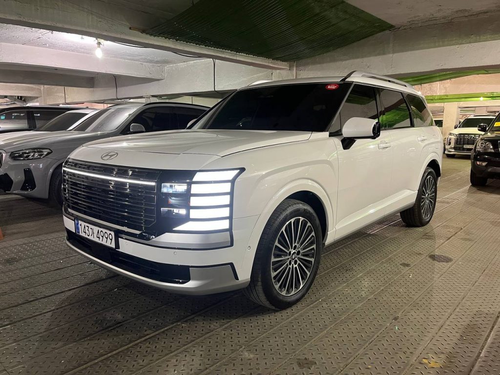 Hyundai Palisade 2.5T/AWD Calligraphy 9-seater