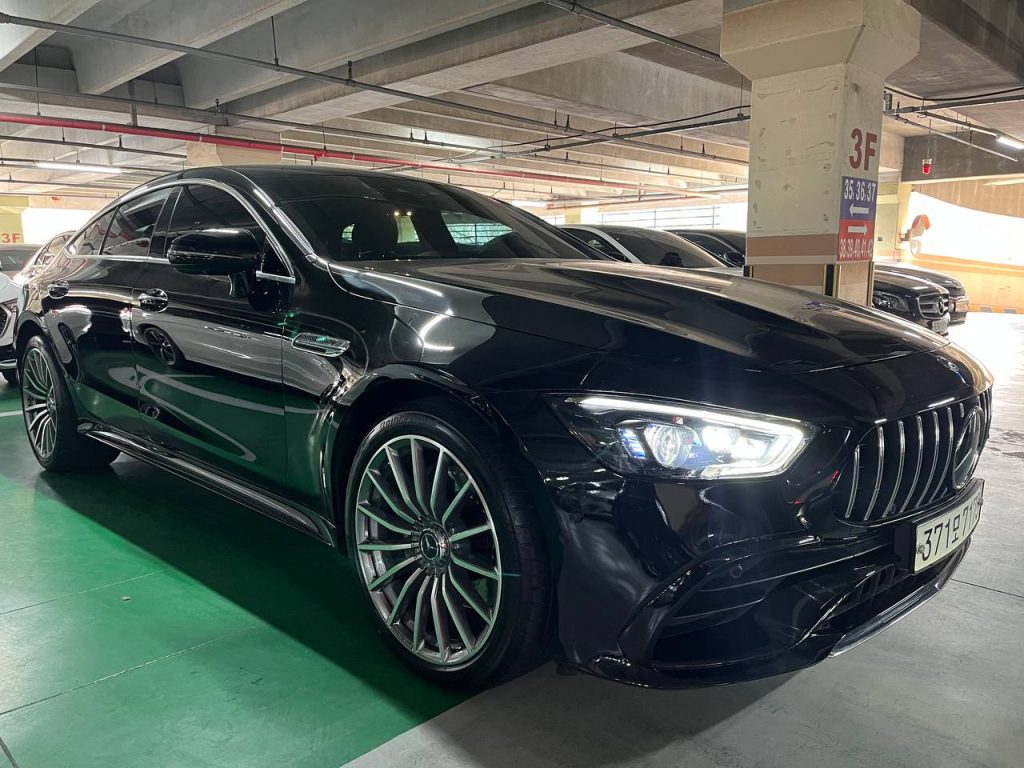 Mercedes-Benz AMG GT 43 4MATIC+
