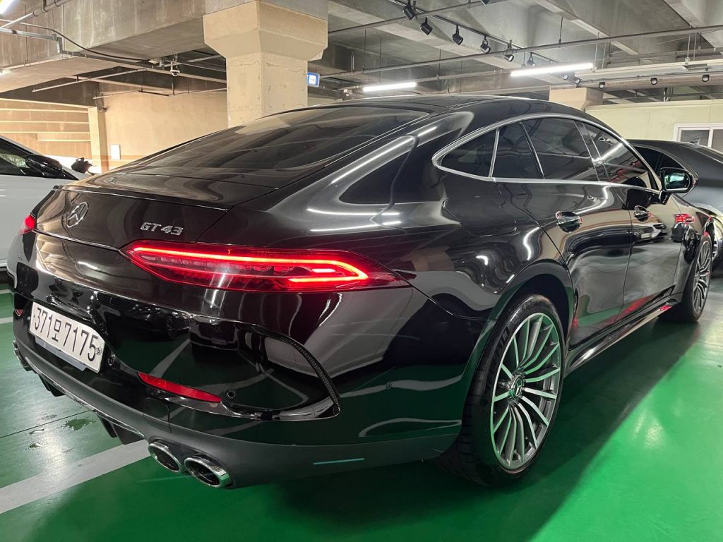 Mercedes-Benz AMG GT 43 4MATIC+