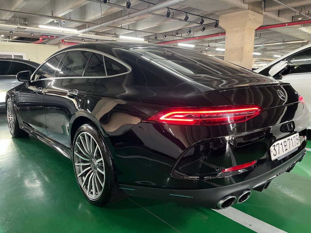 Mercedes-Benz AMG GT 43 4MATIC+