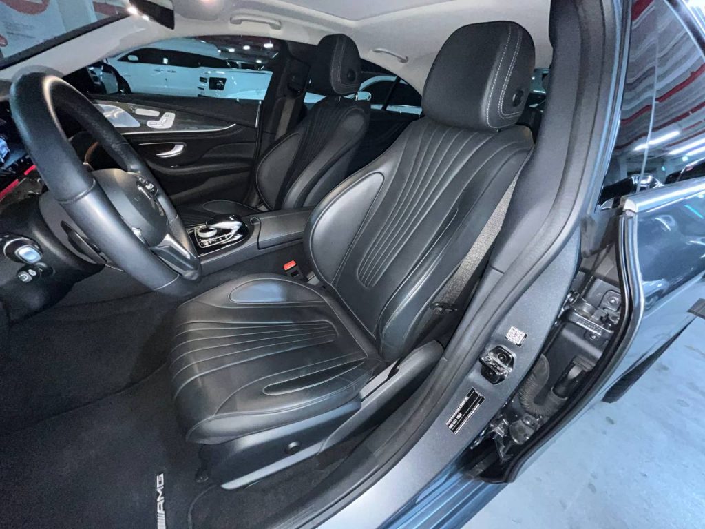 Mercedes-Benz CLS-class C257 СLS300d AMG Line