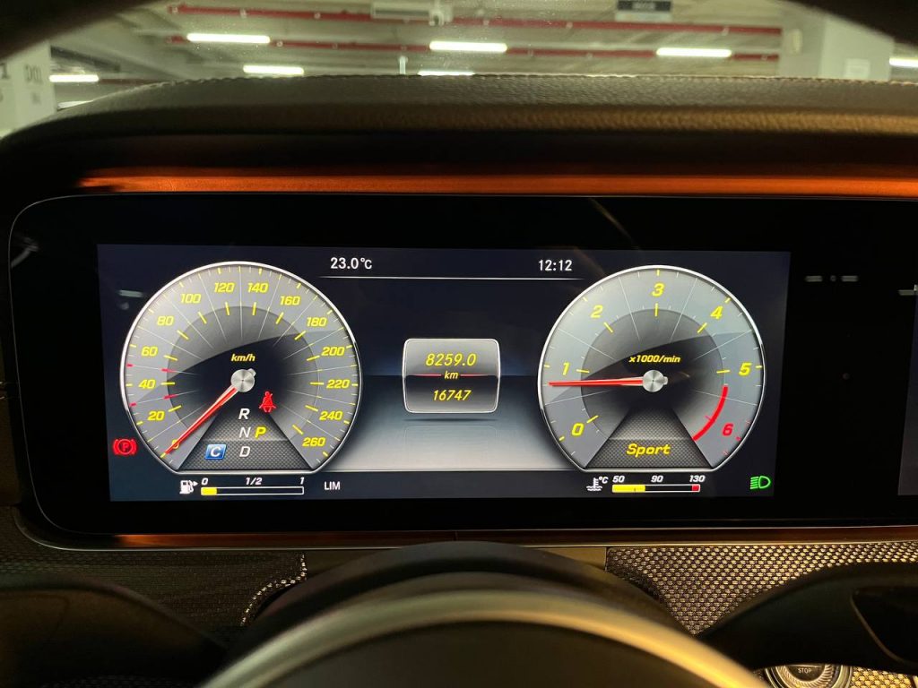 Mercedes-Benz CLS-class C257 СLS300d AMG Line