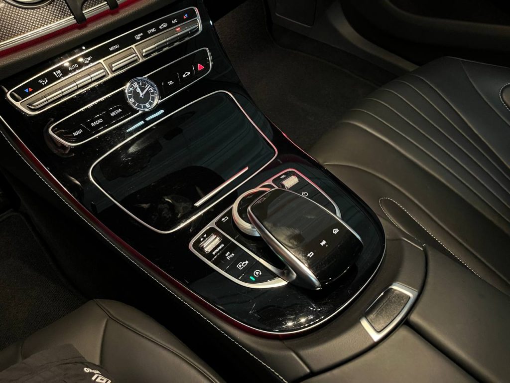 Mercedes-Benz CLS-class C257 СLS300d AMG Line