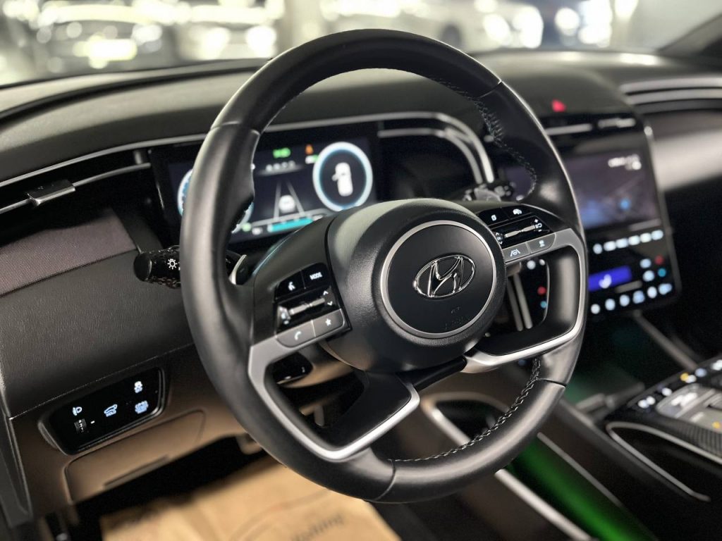 Hyundai Tucson (NX4) 1.6T/2WD Inspiration