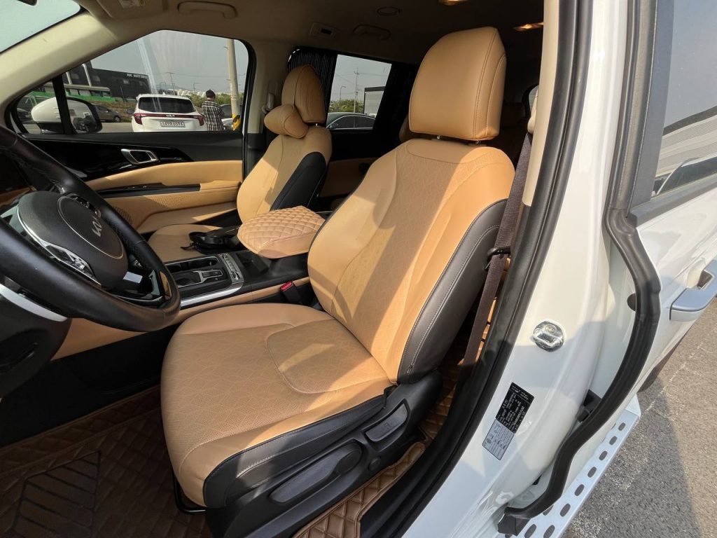 Kia Carnival 4 gen. 9-seater Prestige