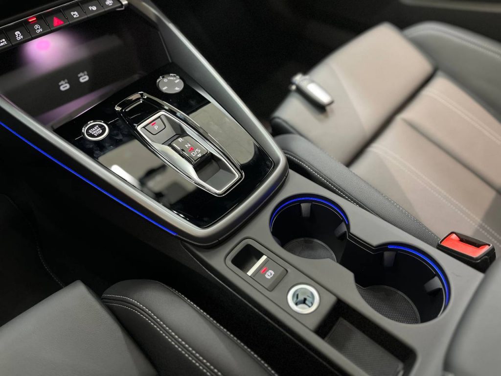 Audi A3 (8Y) 40 TFSI Premium