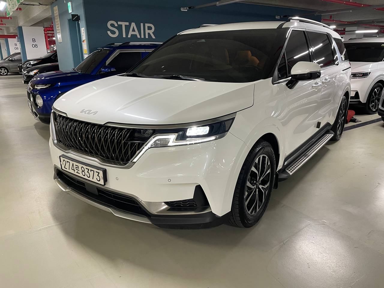 Kia Carnival 4 gen. 9-seater Noblesse