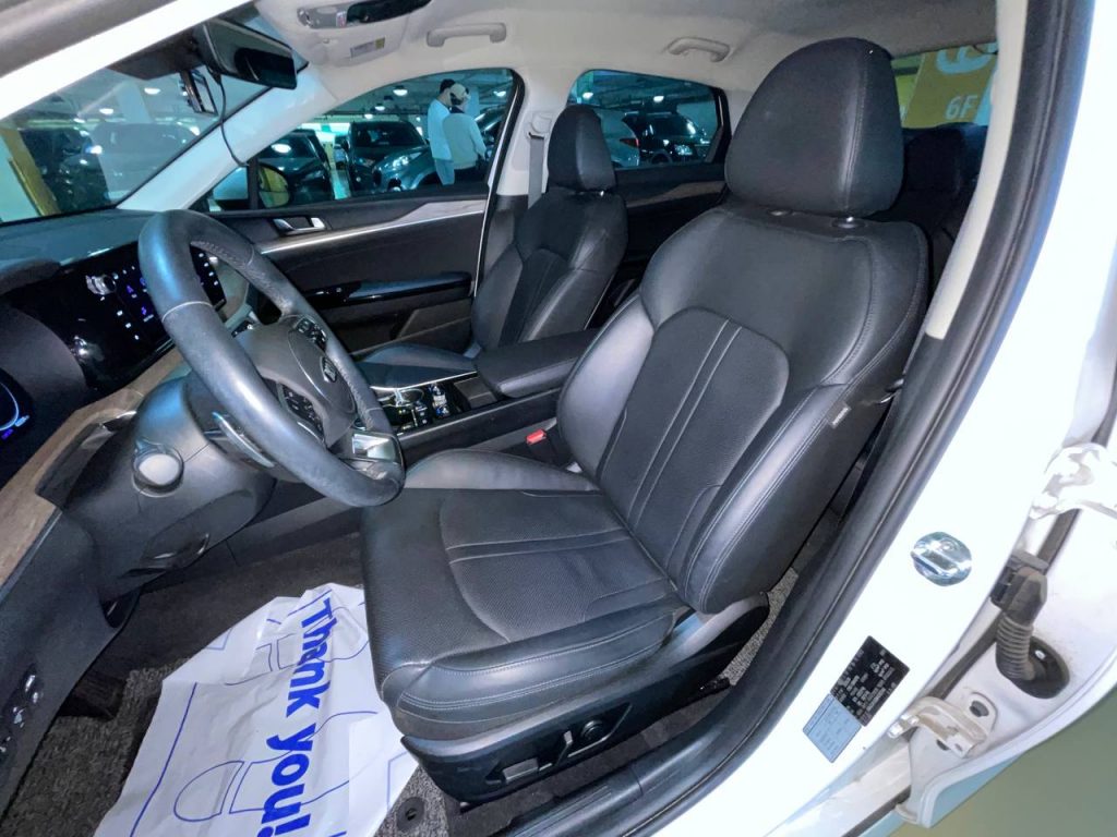 Kia K5 3gen 2.0 Noblesse