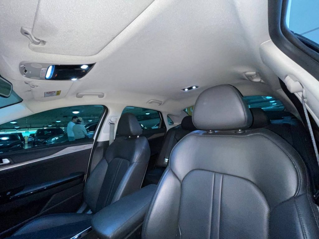Kia K5 3gen 2.0 Noblesse