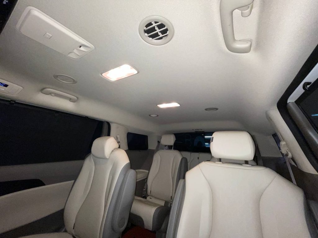 Kia Carnival 4 gen. 9-seater Noblesse