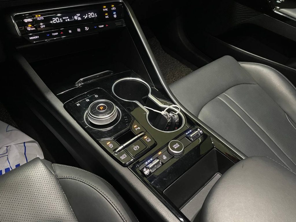 Kia K5 3gen 2.0 Noblesse