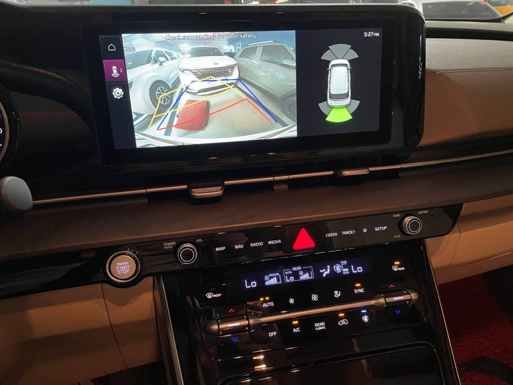 Kia Carnival 4 gen. 9-seater Noblesse