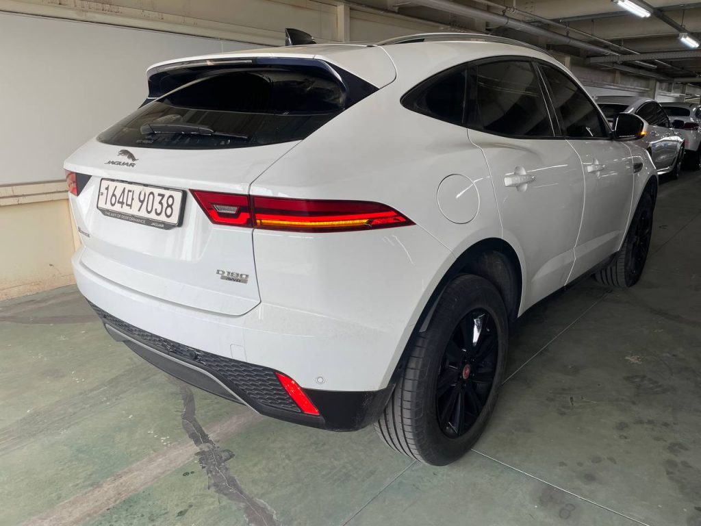 Jaguar E-PACE D180 S