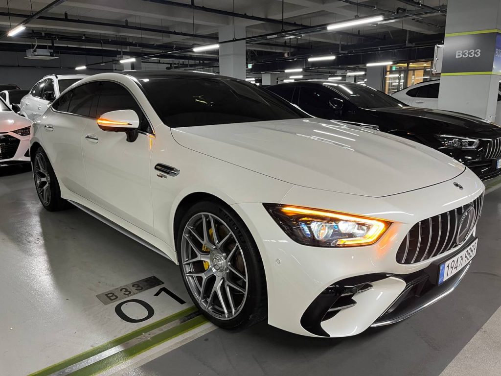 Mercedes-Benz AMG GT 43 4MATIC+