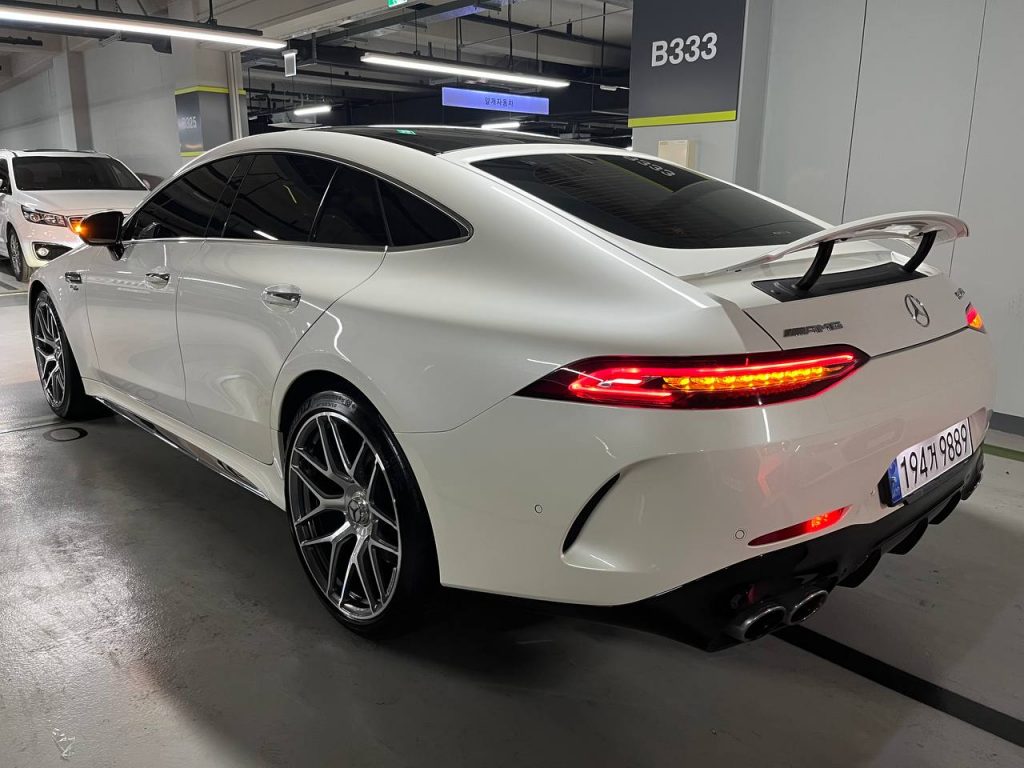 Mercedes-Benz AMG GT 43 4MATIC+